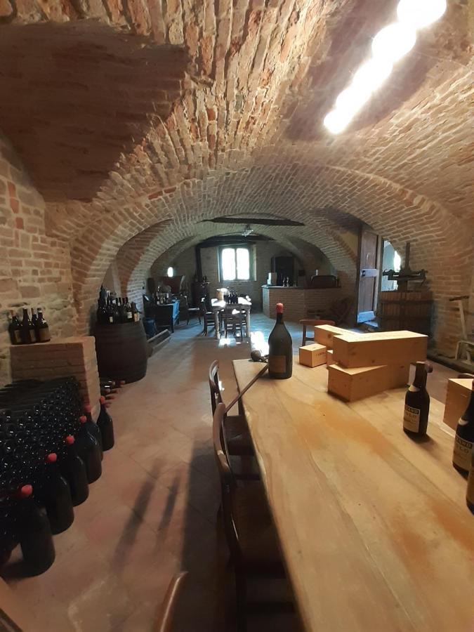 Agriturismo La Terrazza Sul Bosco Villa Barolo Dış mekan fotoğraf