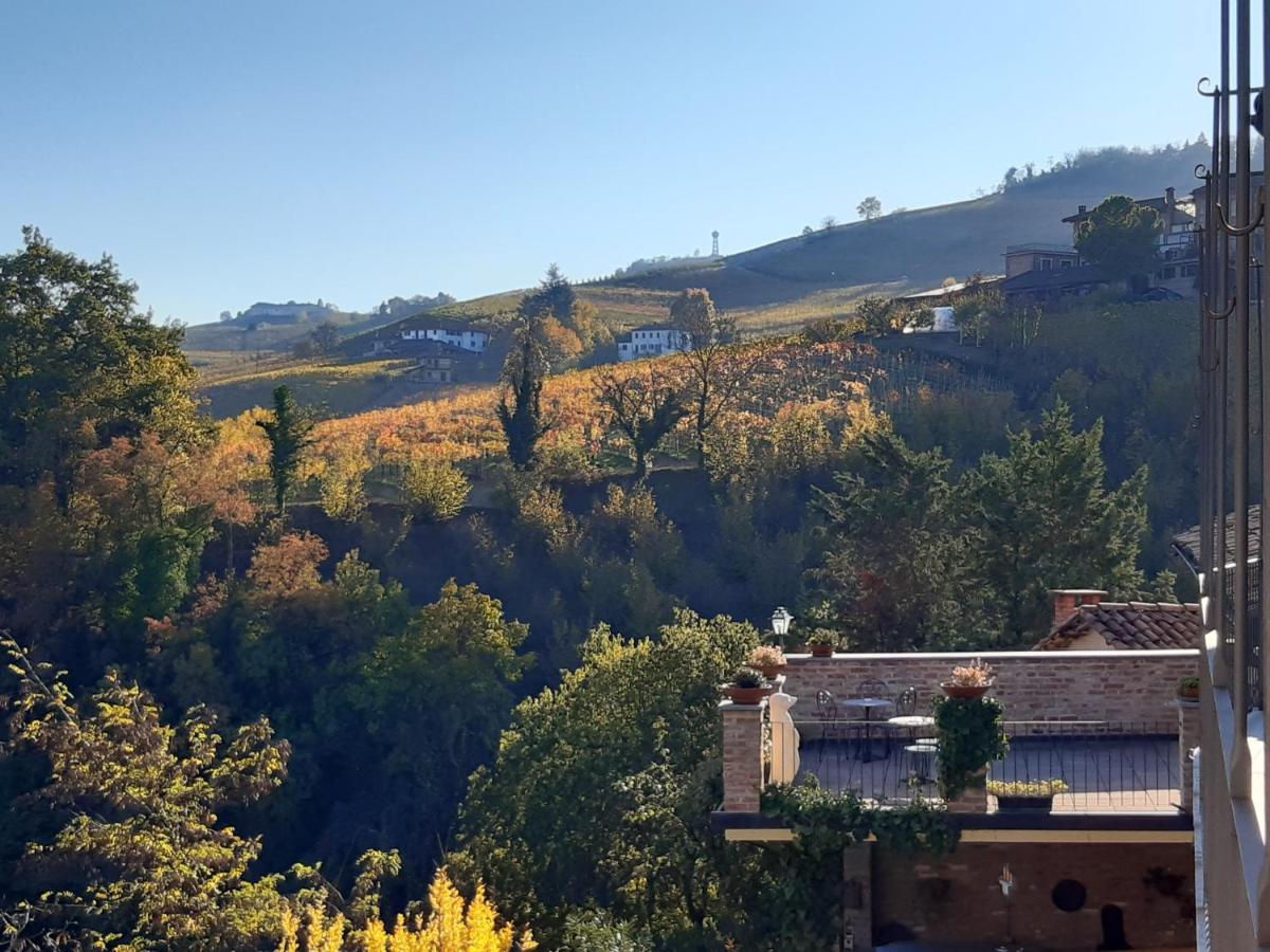 Agriturismo La Terrazza Sul Bosco Villa Barolo Dış mekan fotoğraf